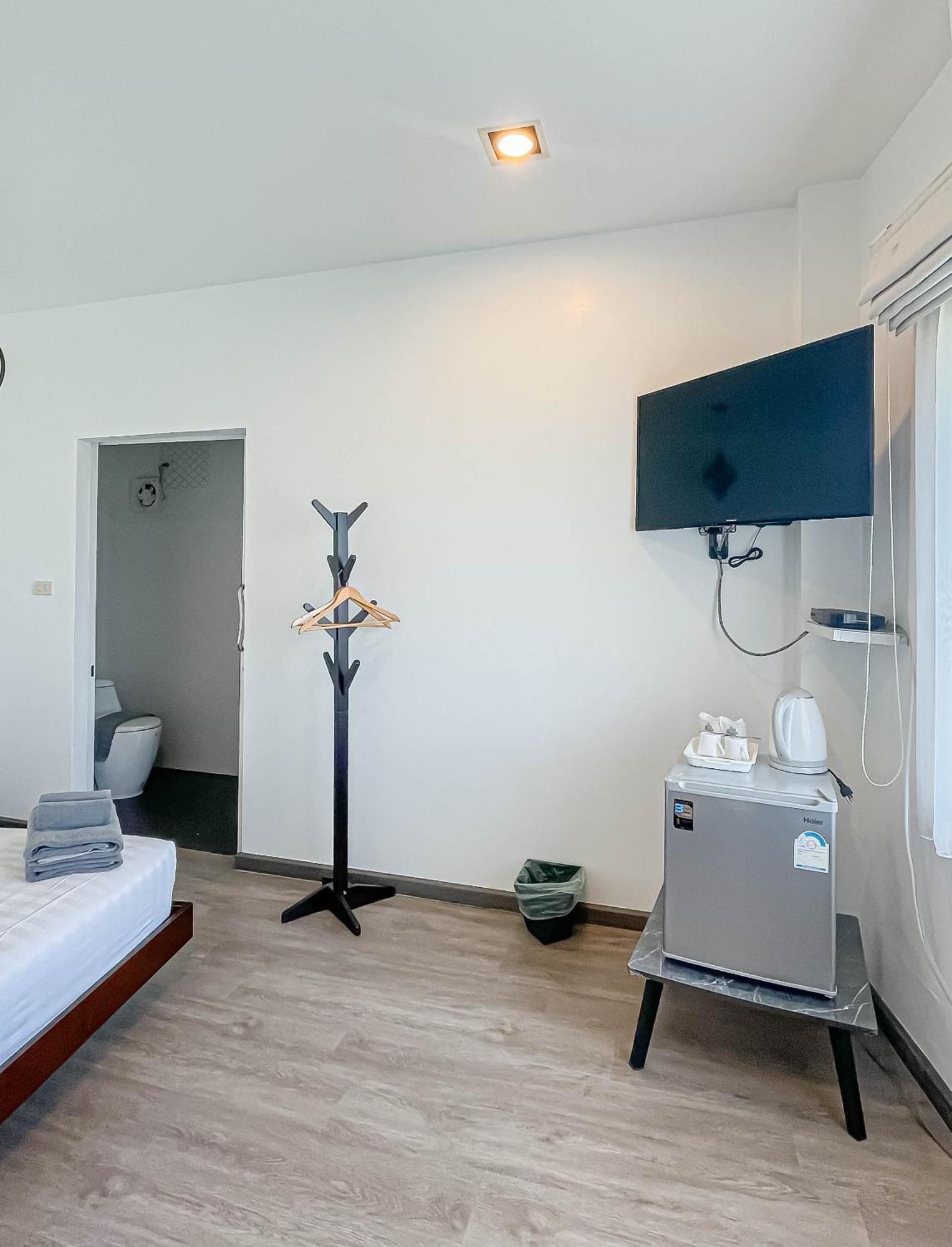Rublom Chomview Pranburi Aparthotel Ban Nong Sua  Bilik gambar
